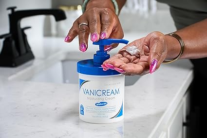 Vanicream Moisturizing Skin Cream with Pump Dispenser - 16 fl oz (1 lb) - Image 2