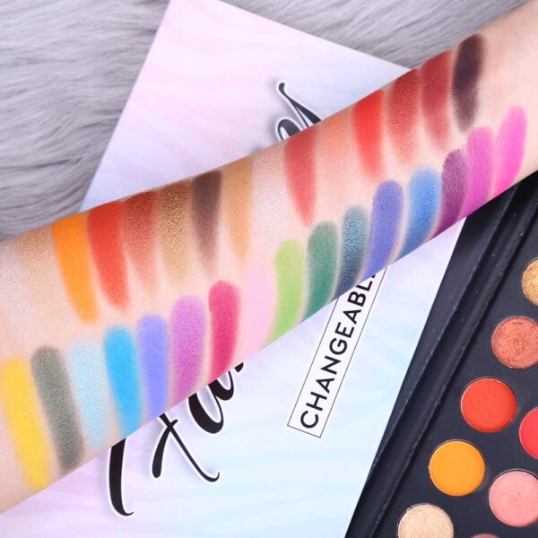 Highly Pigmented Eye Makeup Palette, Matte Shimmer Metallic Eyeshadow Pallet Long Lasting Blendable Natural Colors Make Up Eye Shadows Cosmetics Gift Kit - Image 2